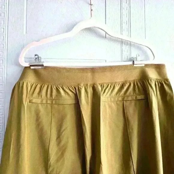 Athleta Brooklyn Heights Vienna Slim Pants Tapestry Gold Size 22 NWT - Picture 5 of 16
